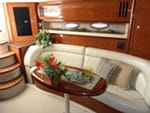 2005 Sea Ray 42' Sundancer dining area 2