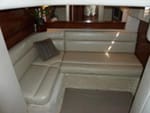 2005 Sea Ray 42' Sundancer lounge