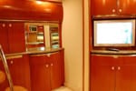 2005 Sea Ray 50' Sundancer dining area 3