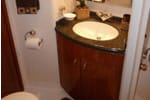 2006 Carver 56' Voyager Sky Lounge head