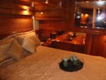 2006 Carver 56' Voyager Sky Lounge master stateroom 2