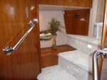2006 Carver 56' Voyager Sky Lounge stairs