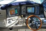 2006 Sea Ray 44' Sundancer helm controls