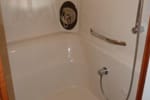 2006 Sea Ray 44' Sundancer shower