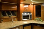 2006 Sea Ray 44' Sundancer entertainment center